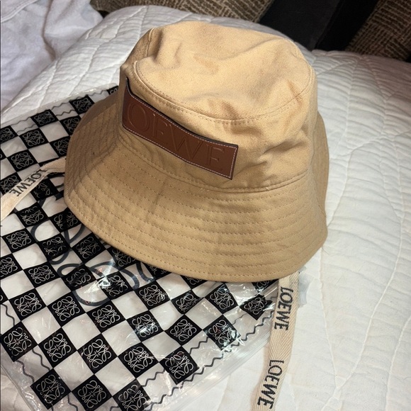 Loewe Safari Style Bucket Hat - Picture 2 of 4
